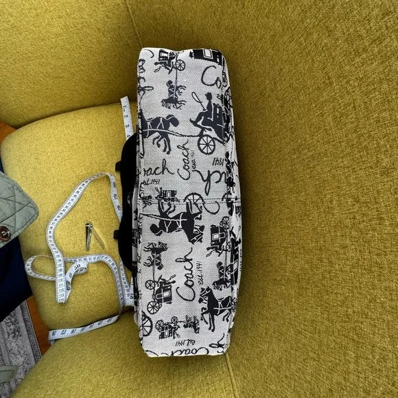 Coach Turnlock Black and Gray Women's Bag coach and buggy images - Picture 7 of 12